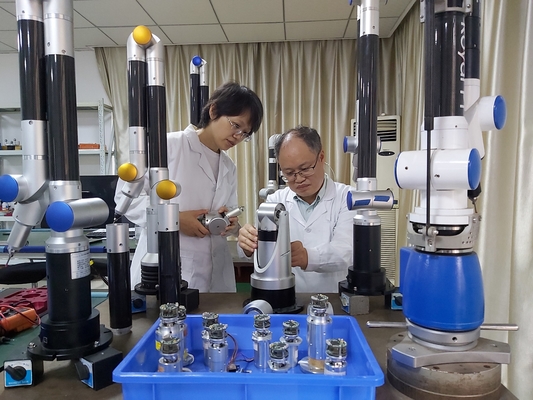 Buy High Precision Portable CMM RA535 3D Measuring Arm Articulated Arm Coordinate Measuring Machine online manufacture